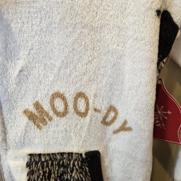 Just a Lil Moo-dy Highland Cow Jumpsuit Pajamas XS Women's New Costume Plush - Picture 6 of 15